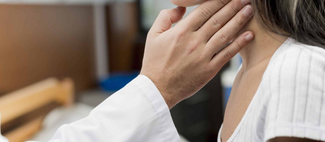 Tiroide gonfia e stanchezza ipertiroidismo o ipotiroidismo